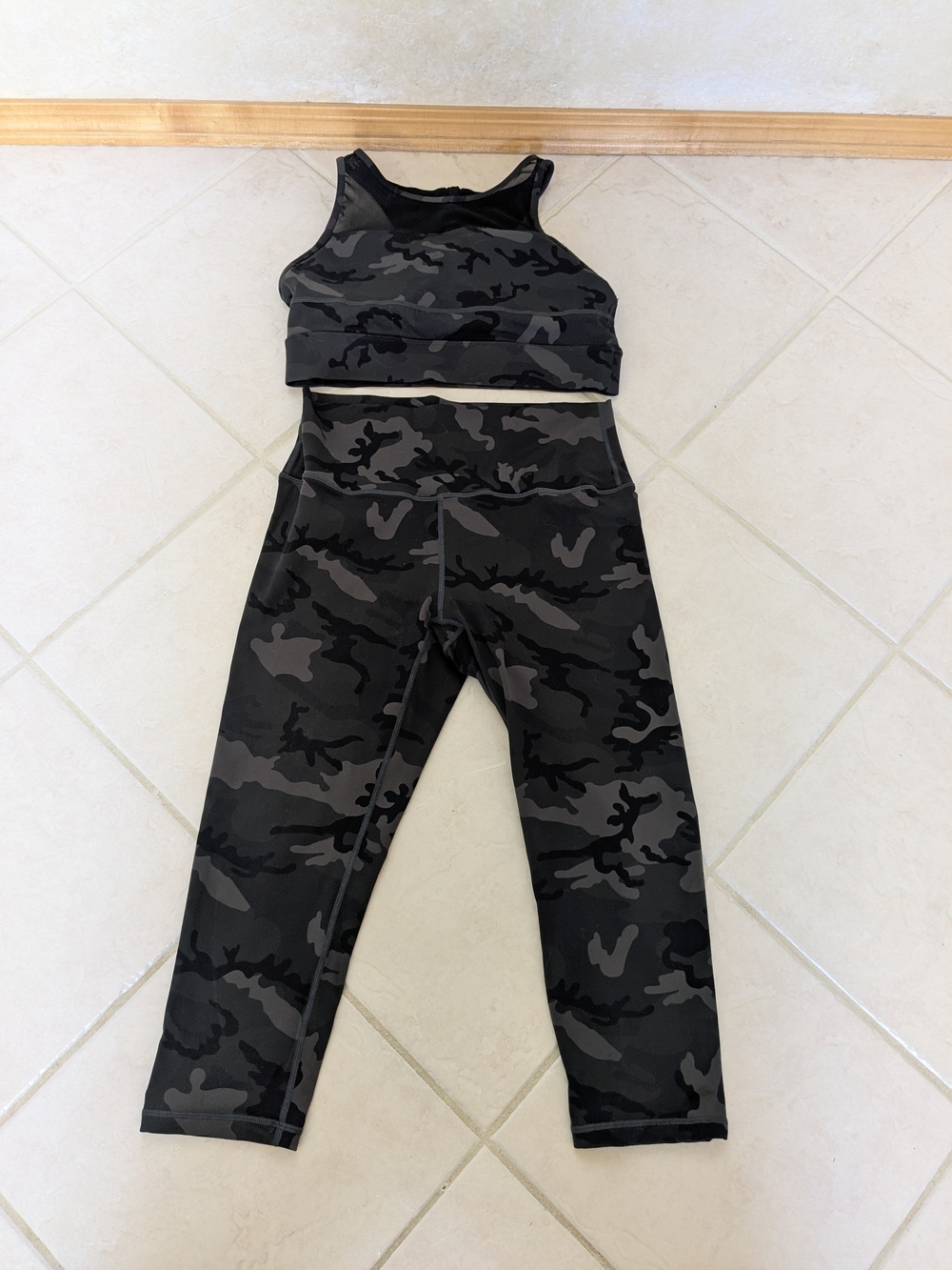 ZYIA Active Charcoal Gray Performance Leggings